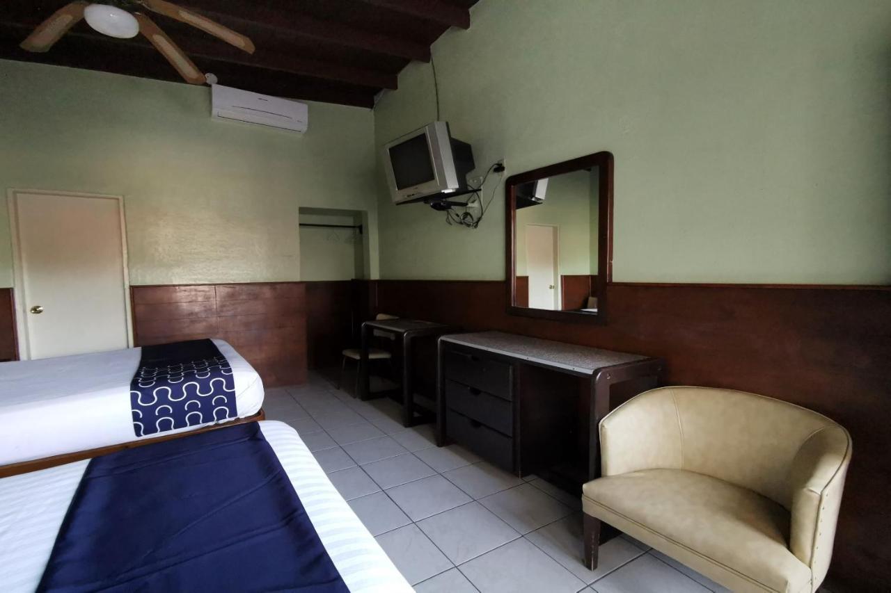 Capital O Hotel America Ensenada Luaran gambar